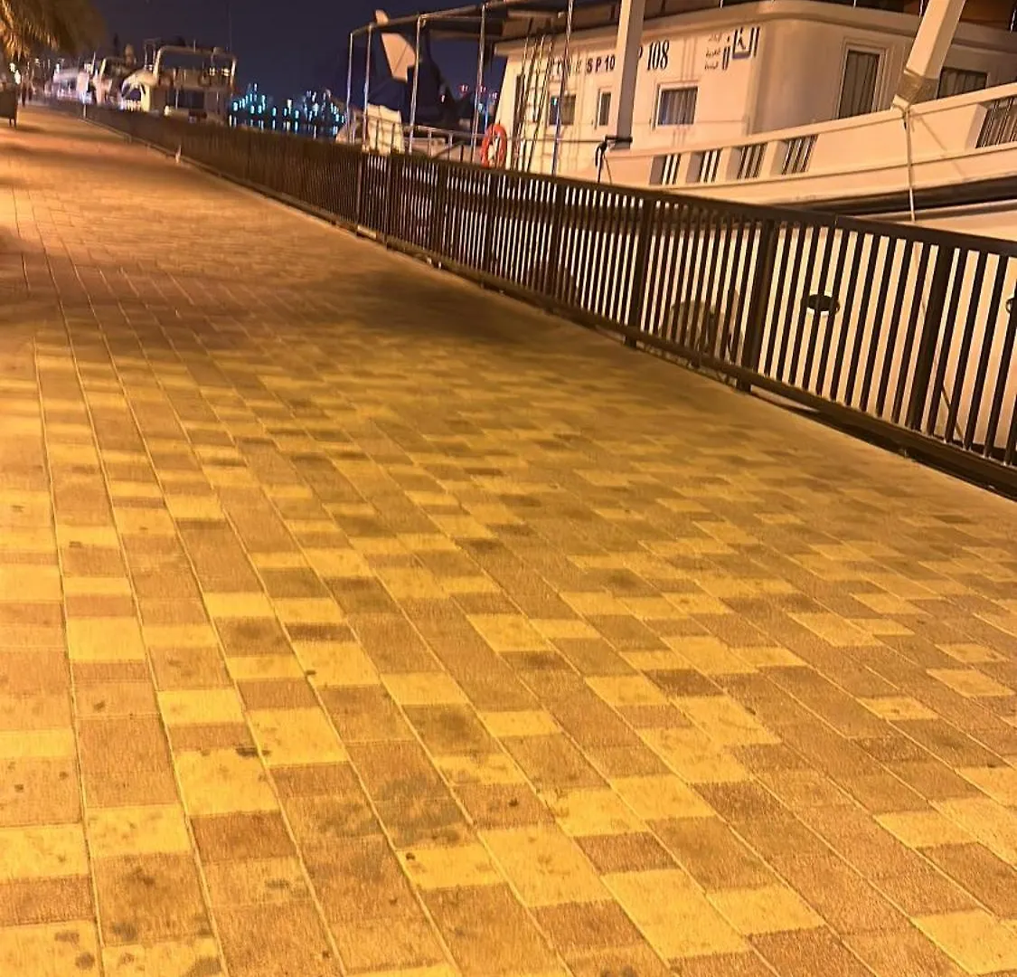1 Room In Apartment Available For Rent Sharjah 0*,  United Arab Emirates